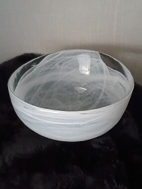 THICK White And Clear Swirl Milk Glass Bowl By Artistic Accents